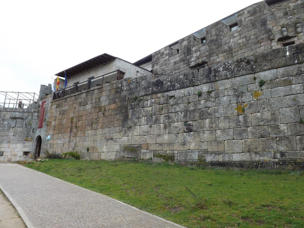 Hotel Monumento Castelo De Maceda Екстериор снимка
